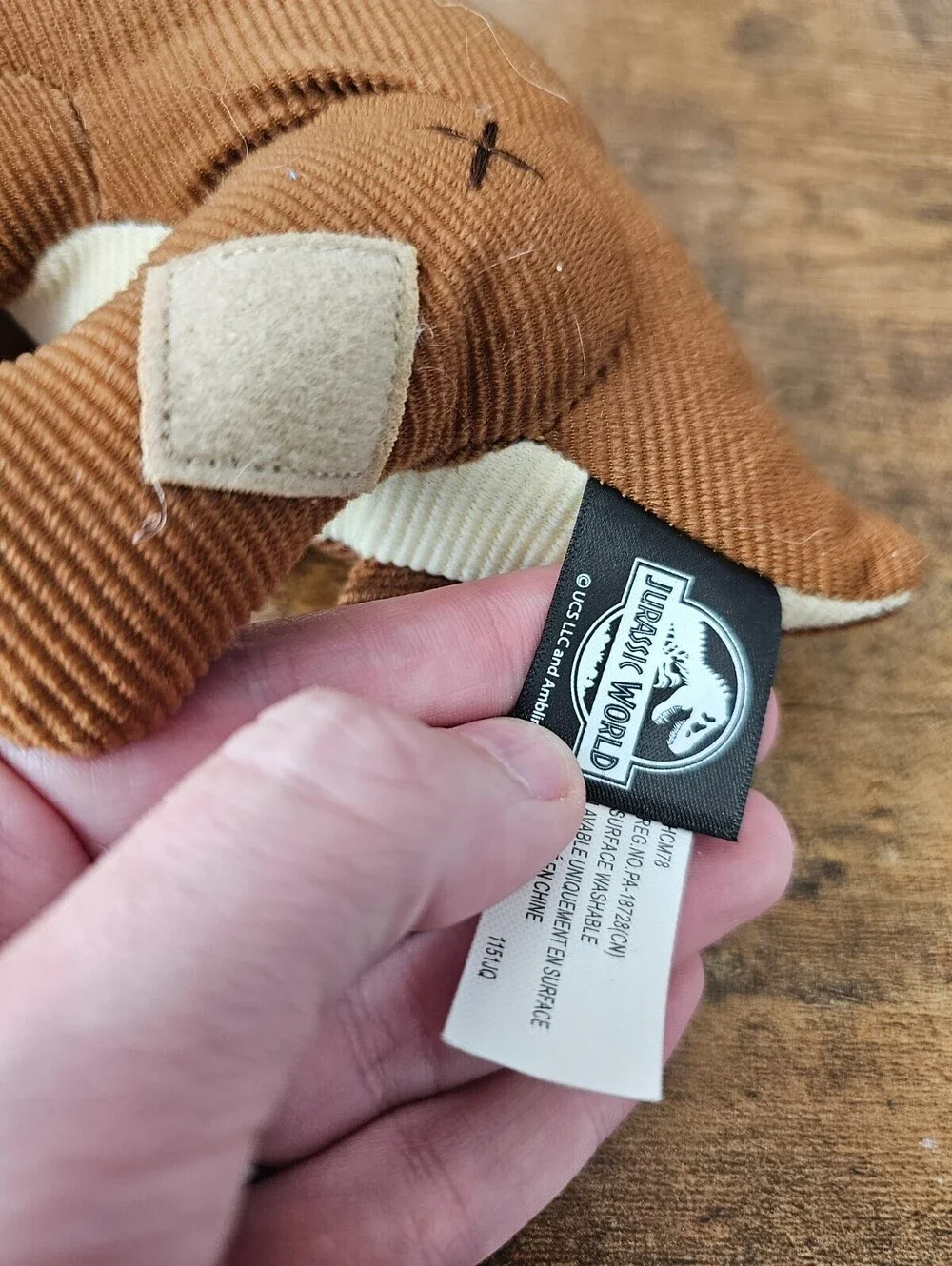 Triceratops Jurassic World Legacy Collection Electronic Roars Plush Figure 2021